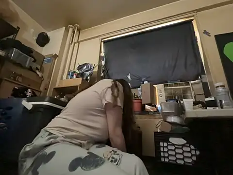 Snowbunnycake 131 online show from 06.21.26