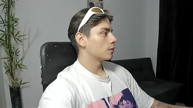 Giordano Russo online show from 12.13.24