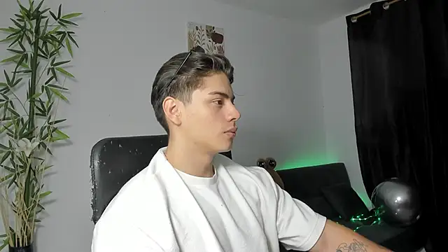 Giordano Russo online show from 01.23.25