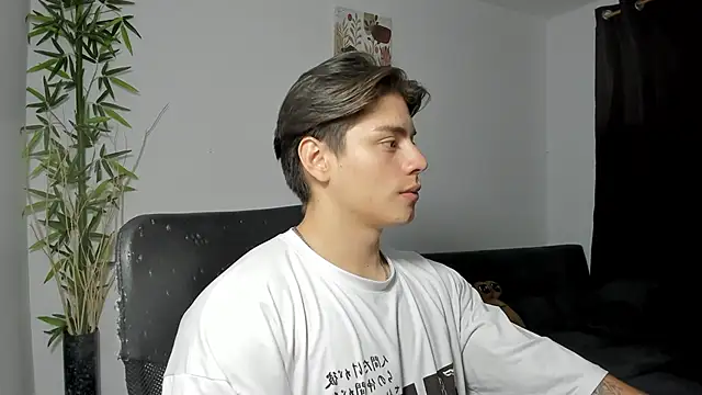 Giordano Russo online show from 02.21.25