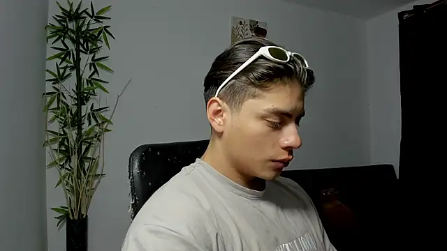 Giordano Russo online show from 02.28.25