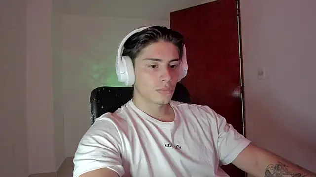 Giordano Russo online show from 09.26.25