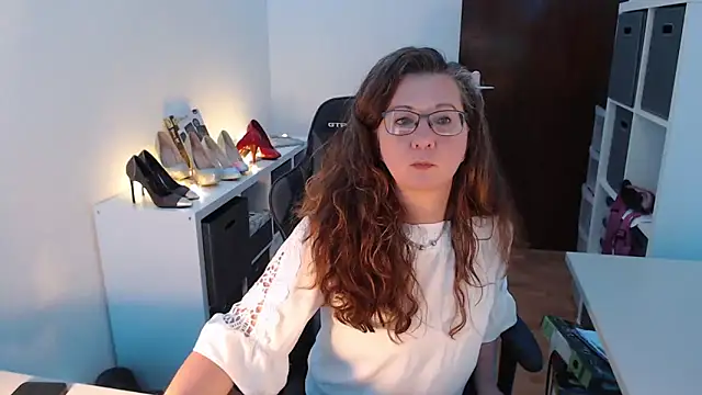 Snapshot of GeilesLuder75 chatting on 03.11.25 GeilesLuder75 online show from 03.11.25