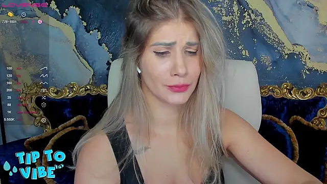 Snapshot of CassandraGood chatting on 12.13.24 CassandraGood online show from 12.13.24