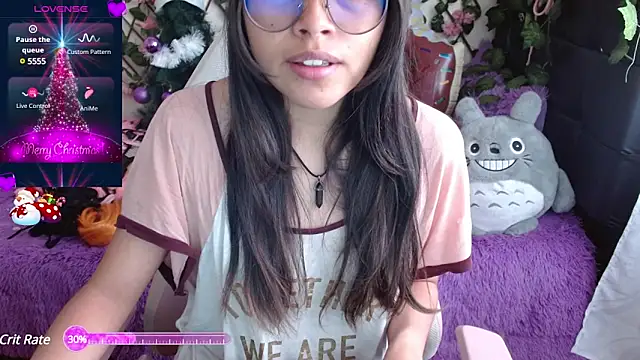 MidoriQuiinn online show from 12.22.24