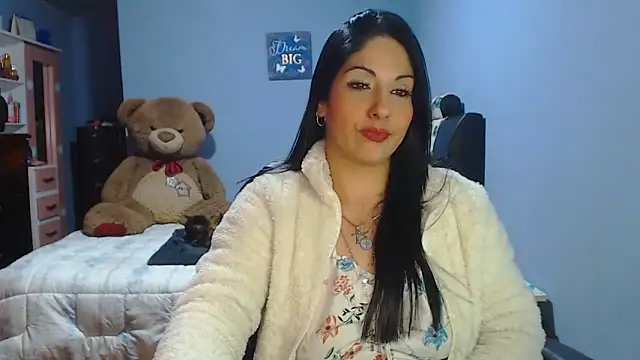 Snapshot of sahtlove1 chatting on 05.15.26 sahtlove1 online show from 05.15.26
