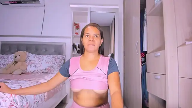 sharonDulce online show from 02.06.25