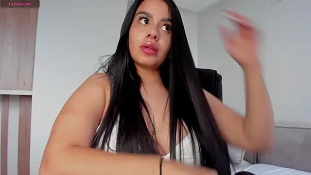 Snapshot of keyn_laurent_1 chatting on 10.30.25 keyn laurent 1 online show from 10.30.25