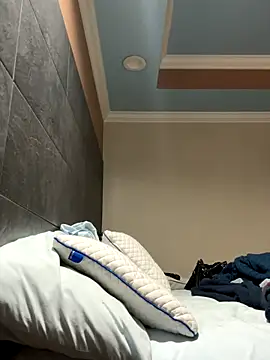 Snapshot of tokyopetitexx chatting on 11.14.25 tokyopetitexx online show from 11.14.25