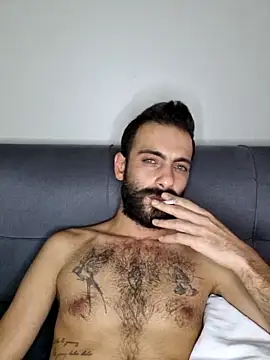 Snapshot of Drkats chatting on 10.08.25 Drkats online show from 10.08.25