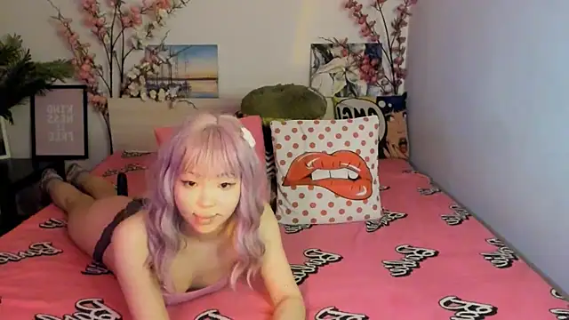 Snapshot of Stripchatlady chatting on 02.13.25 Stripchatlady online show from 02.13.25