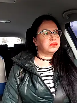 Snapshot of x__KHALEESI__x chatting on 02.07.25 x KHALEESI x online show from 02.07.25