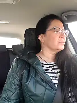 Snapshot of x__KHALEESI__x chatting on 02.21.25 x KHALEESI x online show from 02.21.25