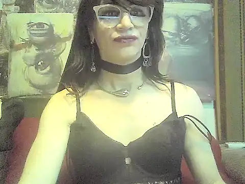 Snapshot of TheBlackWtch chatting on 07.02.26 TheBlackWtch online show from 07.02.26