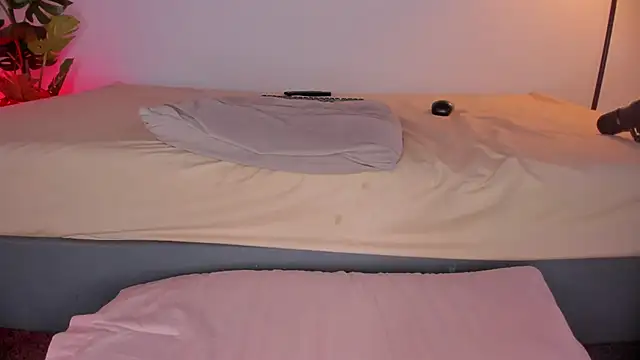 hot booty  online show from 05.01.26