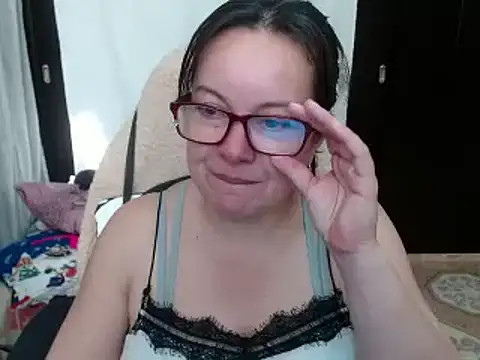 Snapshot of Sonialorens_ chatting on 12.11.24 Sonialorens  online show from 12.11.24