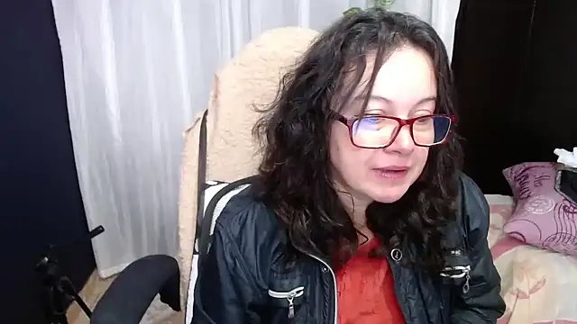 Snapshot of Sonialorens_ chatting on 01.08.25 Sonialorens  online show from 01.08.25