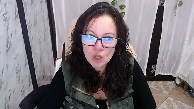 Snapshot of Sonialorens_ chatting on 03.05.25 Sonialorens  online show from 03.05.25