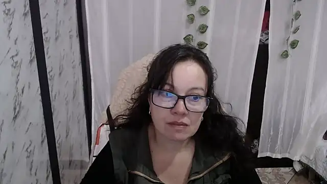 Snapshot of Sonialorens_ chatting on 03.05.25 Sonialorens  online show from 03.05.25