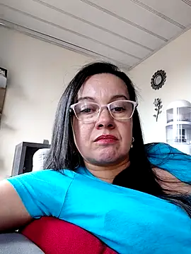 Sonialorens  online show from 06.25.26