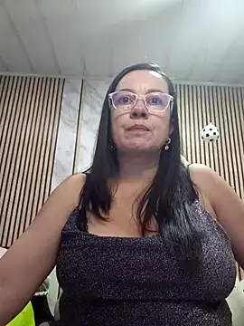 Sonialorens  online show from 06.27.26