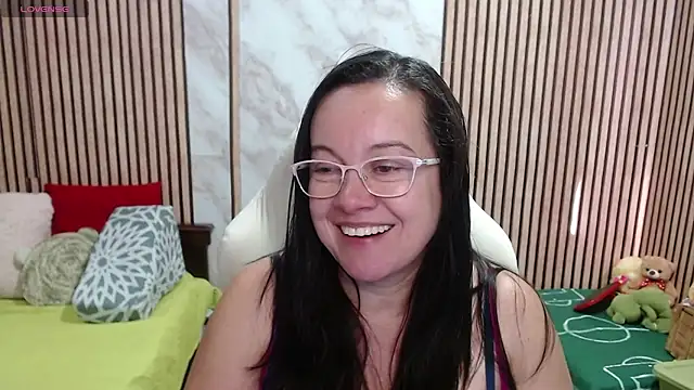Sonialorens  online show from 07.21.26