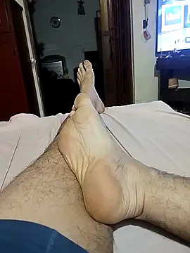 Snapshot of starplss chatting on 10.14.25 starplss online show from 10.14.25