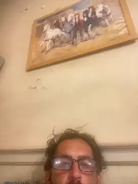 Snapshot of n2flix chatting on 12.01.25 n2flix online show from 12.01.25