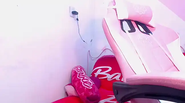 ashley 19xx online show from 12.21.24