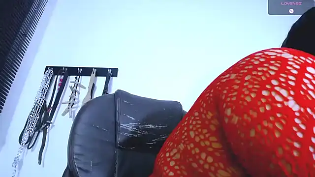 Snapshot of alejandraluxt chatting on 09.10.25 alejandraluxt online show from 09.10.25