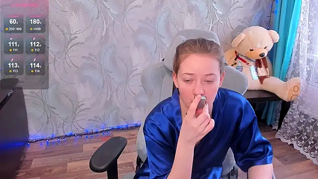 Kitty8meow online show from 01.30.25