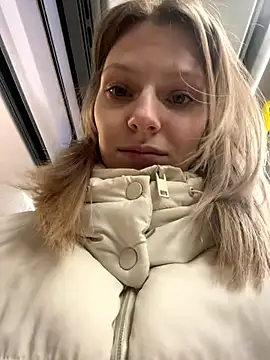 MaryHiggins online show from 02.12.25