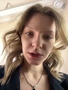 MaryHiggins online show from 03.08.25