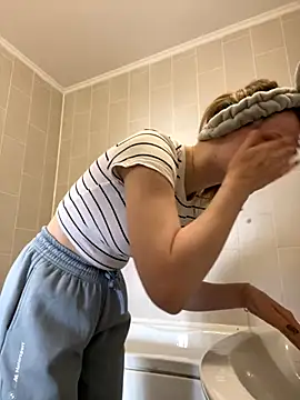 MaryHiggins online show from 09.23.25