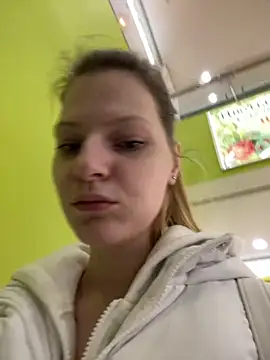 MaryHiggins online show from 10.05.25