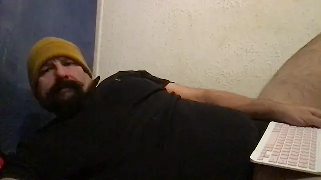 Snapshot of madmaxmiami chatting on 11.14.25 madmaxmiami online show from 11.14.25