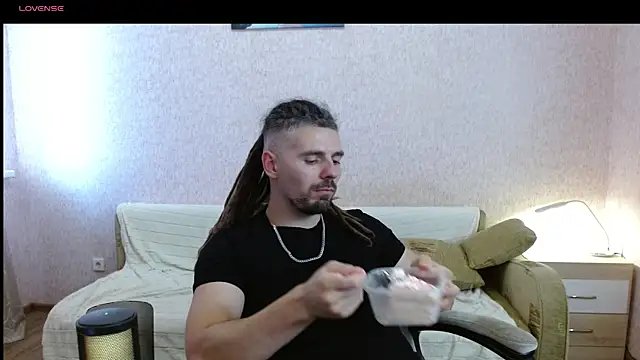 Aestheticguy101 online show from 08.06.26