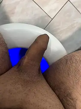 Snapshot of gergo88@xh chatting on 12.20.25 gergo88xh online show from 12.20.25