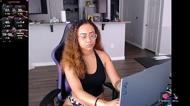RylHoneyy online show from 07.12.26