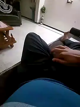 Snapshot of vansh1802 chatting on 01.09.25 vansh1802 online show from 01.09.25