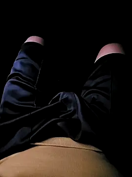 Snapshot of vansh1802 chatting on 02.02.25 vansh1802 online show from 02.02.25