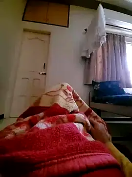 Snapshot of vansh1802 chatting on 02.12.25 vansh1802 online show from 02.12.25