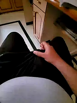 Snapshot of vansh1802 chatting on 02.26.25 vansh1802 online show from 02.26.25