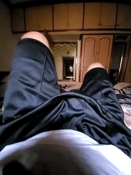 Snapshot of vansh1802 chatting on 10.18.25 vansh1802 online show from 10.18.25