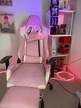 Emma Wish online show from 01.18.26