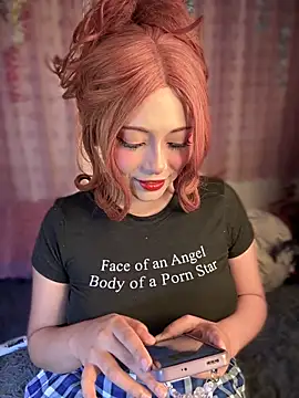 Snapshot of seraphine23 chatting on 12.12.24 seraphine23 online show from 12.12.24