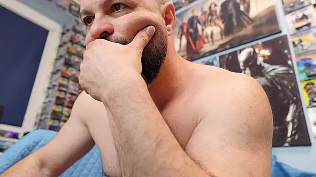 Muscle Bear online show from 04.25.26