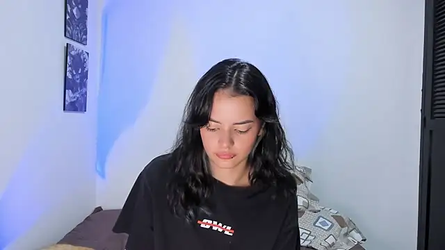 Abby Saenz01 online show from 09.24.25