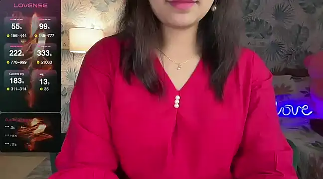 Snapshot of Sizzling__ZAARA chatting on 01.10.25 Sizzling ZAARA online show from 01.10.25
