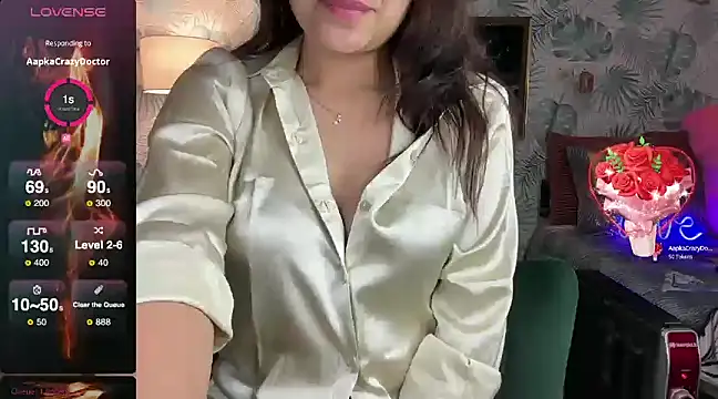 Snapshot of Sizzling__ZAARA chatting on 01.15.25 Sizzling ZAARA online show from 01.15.25